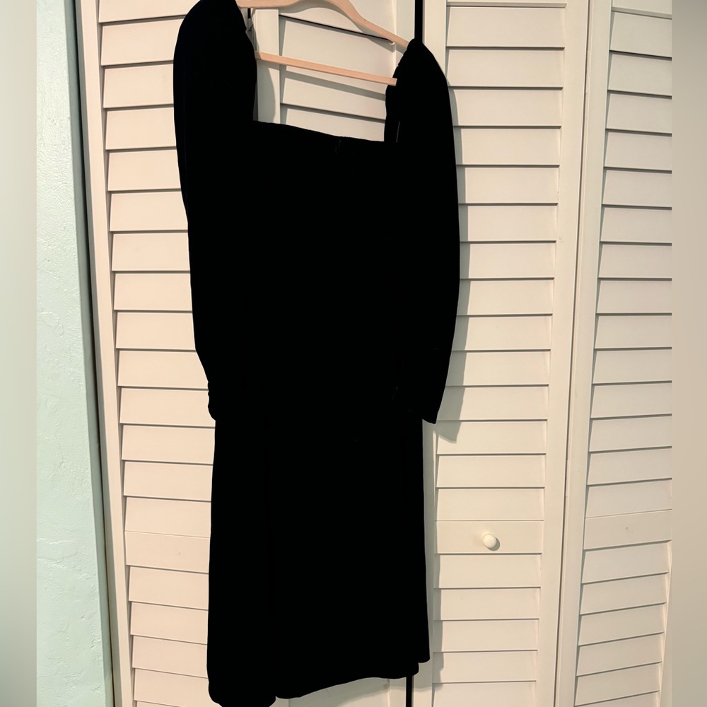 NWT Antonio Melani Black Velvet Formal Dress Size 4